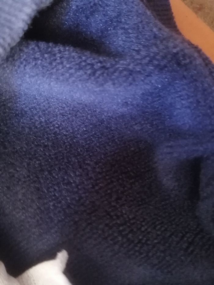 Sweat taille 3ans - photo numéro 5