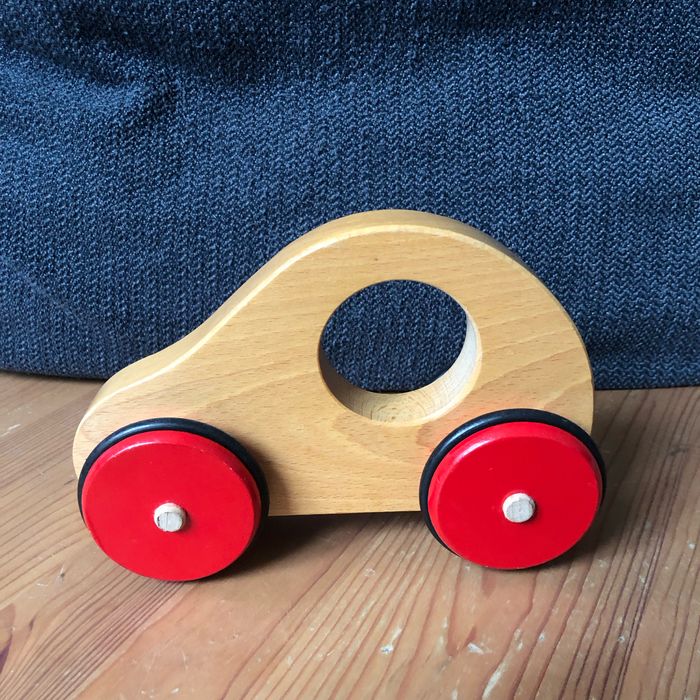 Voiture en bois