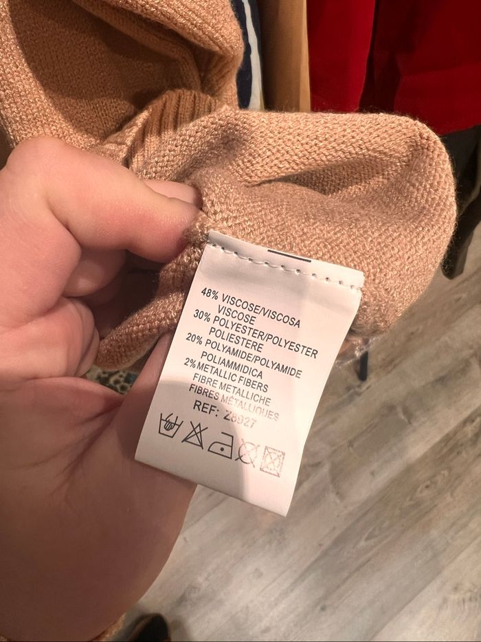 Pull hiver beige et doré neuf - photo numéro 3