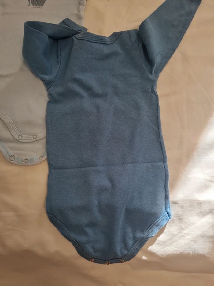 Lot de 3 bodies ML 6 mois Petit Bateau - photo numéro 12