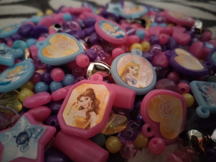 Lot de Perles Princesses Disney neuves