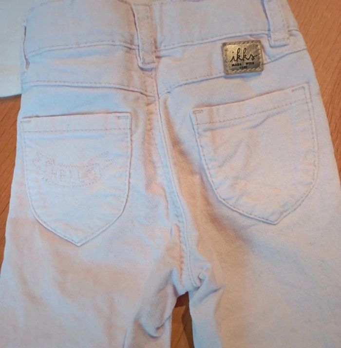 Ensemble pantalon IKKS et t-shirt manches longues taille 6 mois en très bon état - photo numéro 4