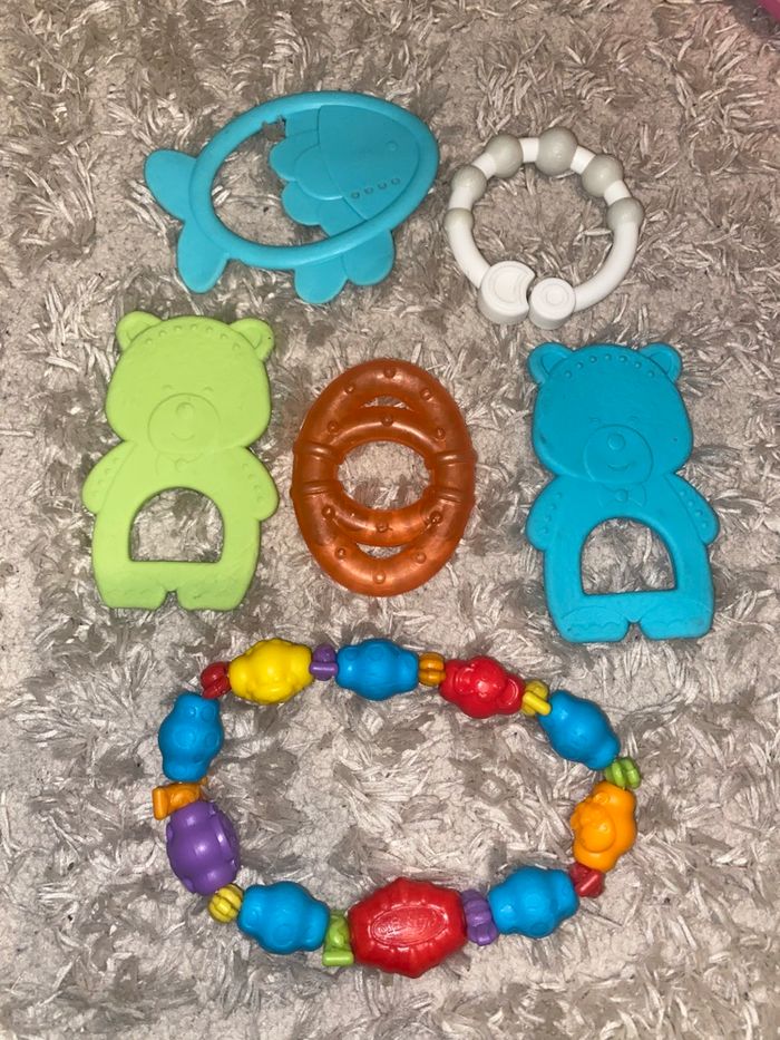 Lot de 6 jouets pour dentition de bébé - photo numéro 4