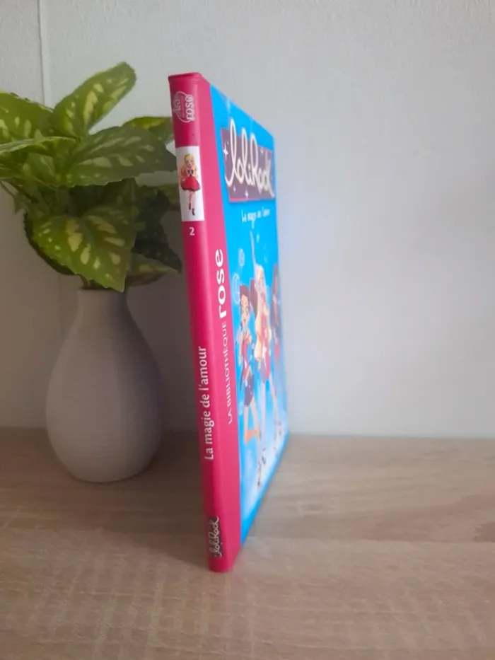 Livre Lolirock / Tome 2 : La magie de l'amour - photo numéro 3