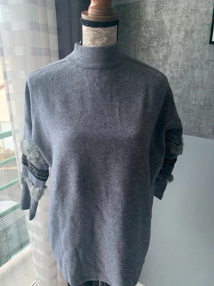 Pull bleu clair avec manches 3/4