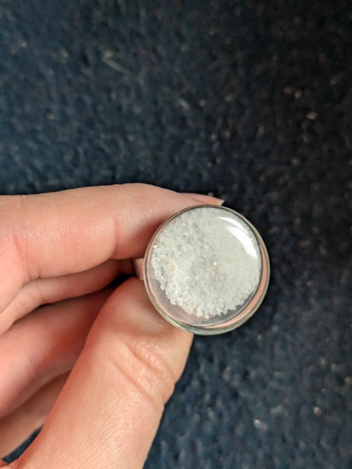 Bague en verre ronde style pylônes - photo numéro 2