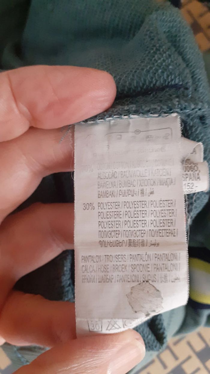 Pantalon jogging + un en kdo. 3 Ans. Kiabi. - photo numéro 4