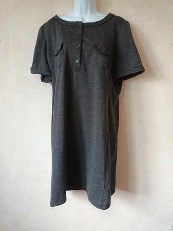 Robe grise Taille 46