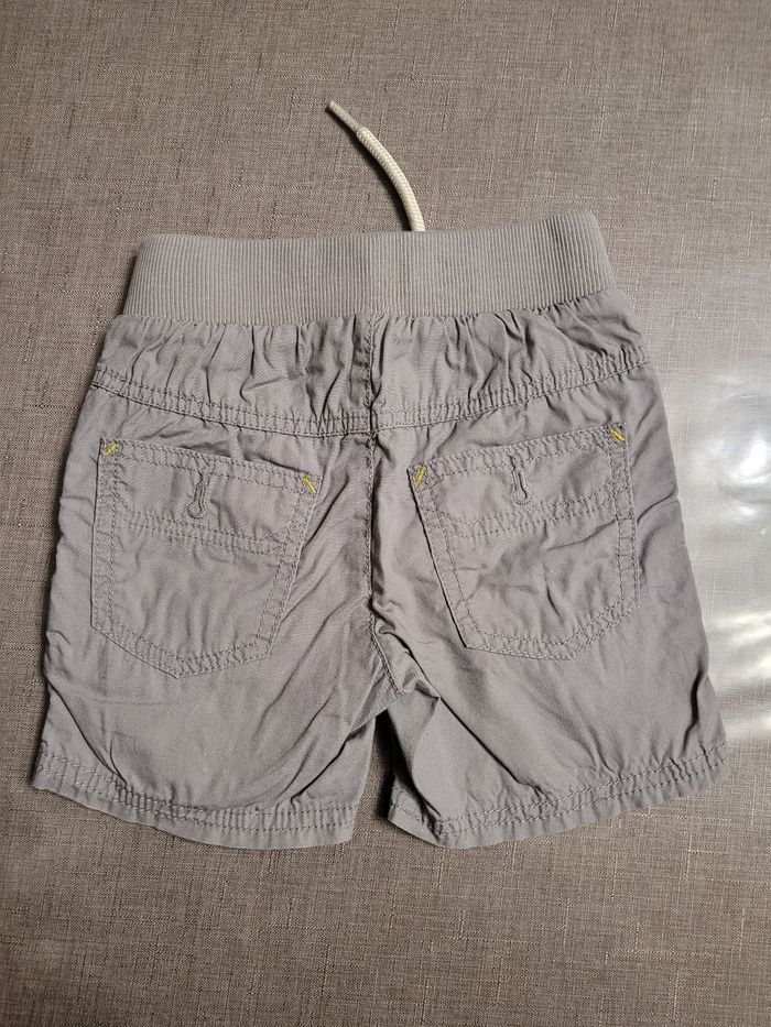 Short, kiabi, taille 24 mois - photo numéro 3