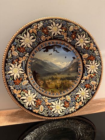 Assiette ancienne faïence de Thoune (Suisse) décor alpin peint à la main
