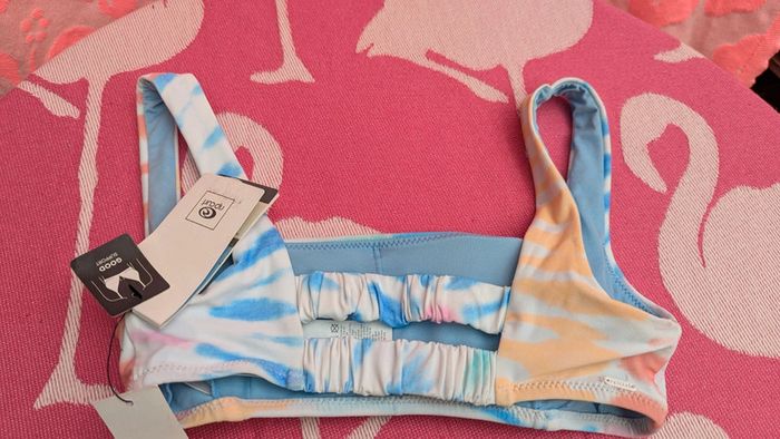 Deux pièces Rip Curl/Ardene 12 ans - photo numéro 3
