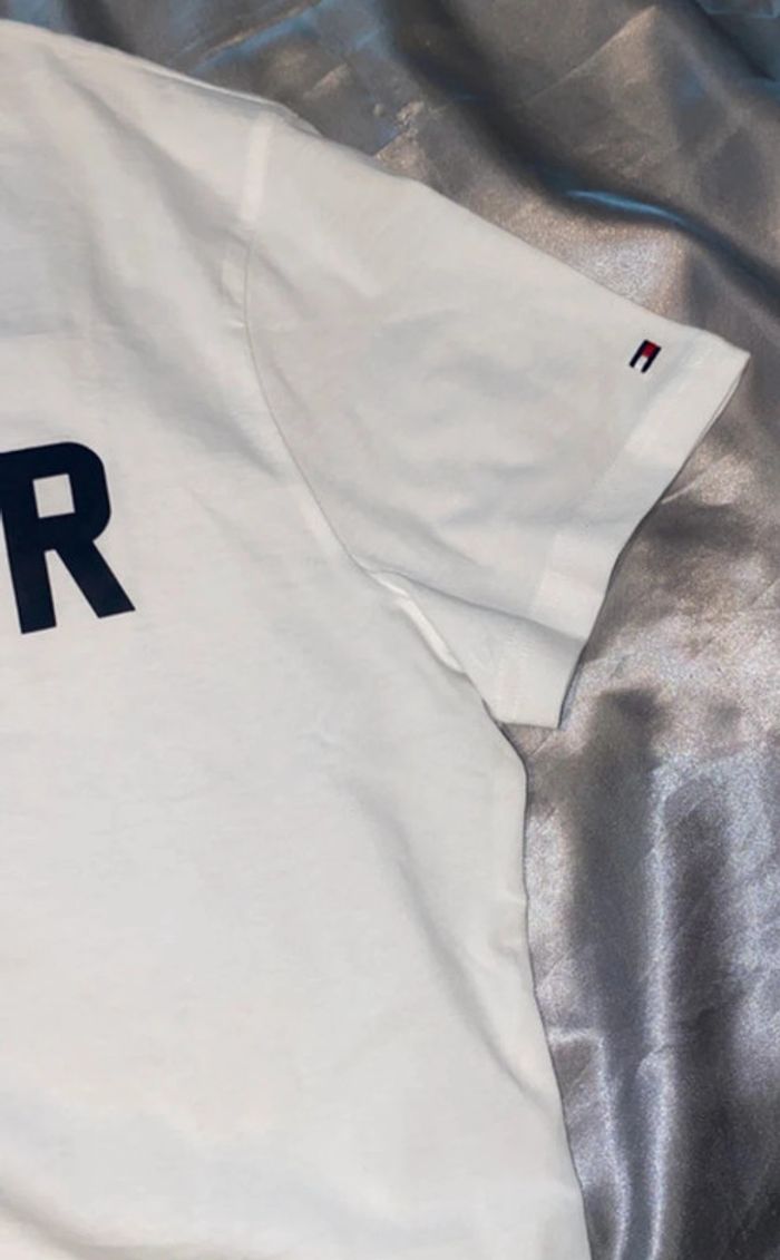 T-shirt tommy Hifilger - photo numéro 4
