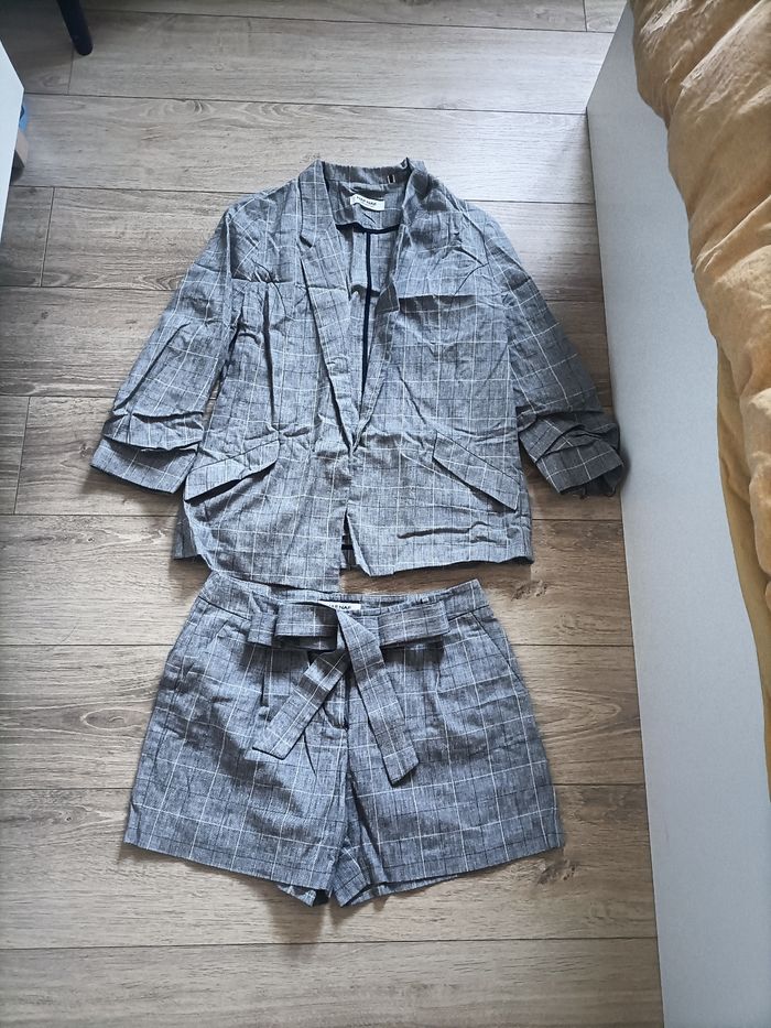 Ensemble lin short