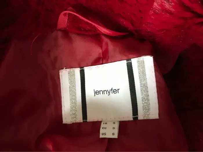 Manteau fourrure rouge Jennyfer S - photo numéro 3