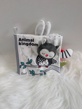 📚 Livre d’éveil bébé – Animal Kingdom- très bon état