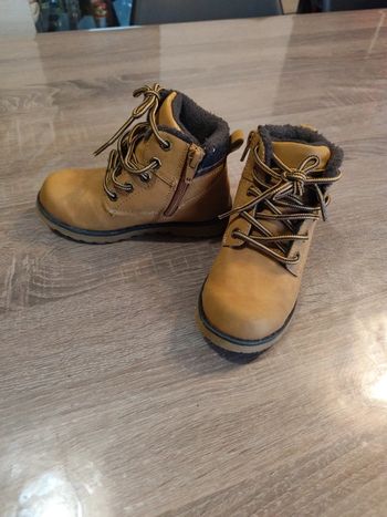 Chaussures taille 26