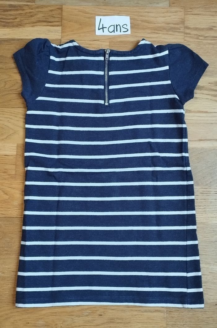 Robe 4 ans - photo numéro 2