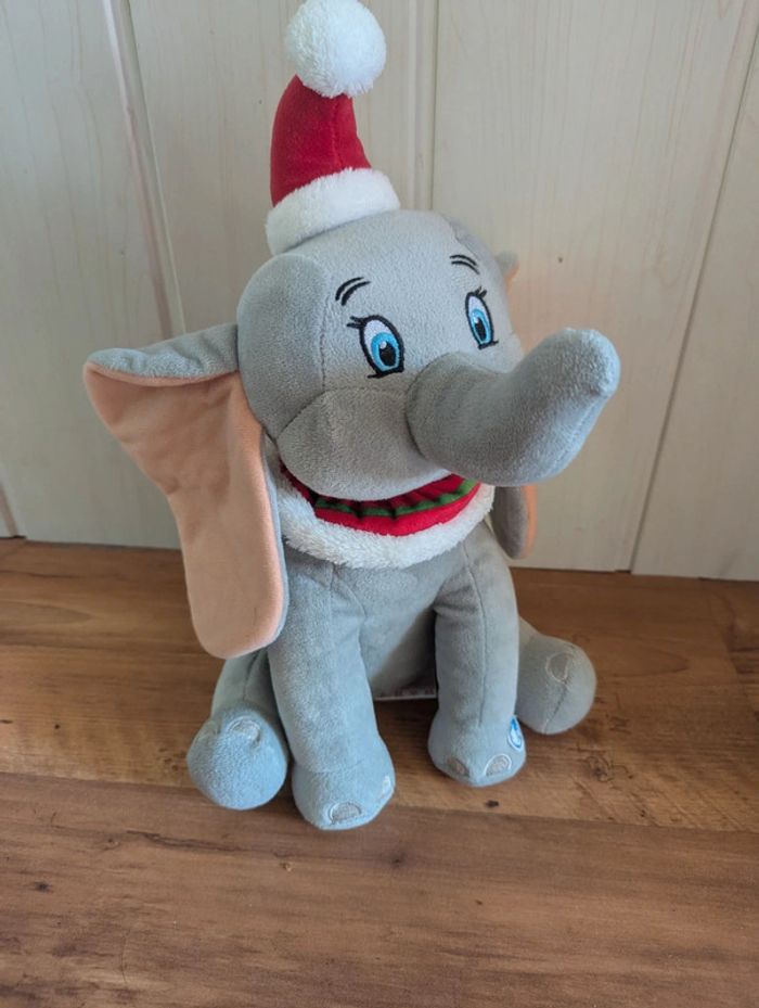 Peluche Dumbo noel