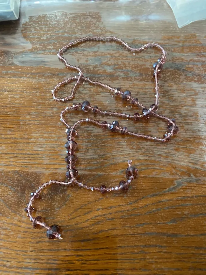 Collier perles verre violet