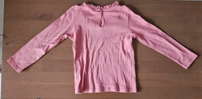 T-shirt manches longues taille 4 ans - photo numéro 3