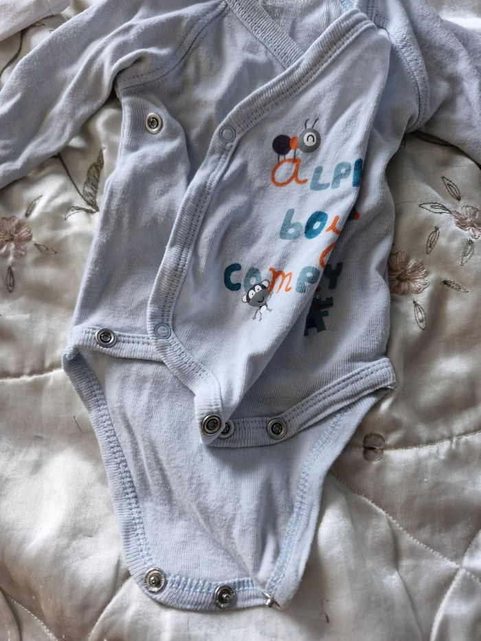 Lot 2 body petit boy naissance - photo numéro 8
