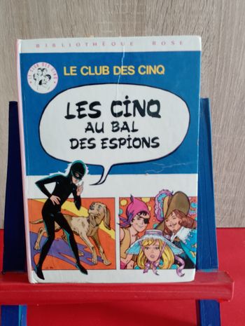 Le Club des cinq, Les Cinq au bal des espions, 1982, bibliothèque rose
