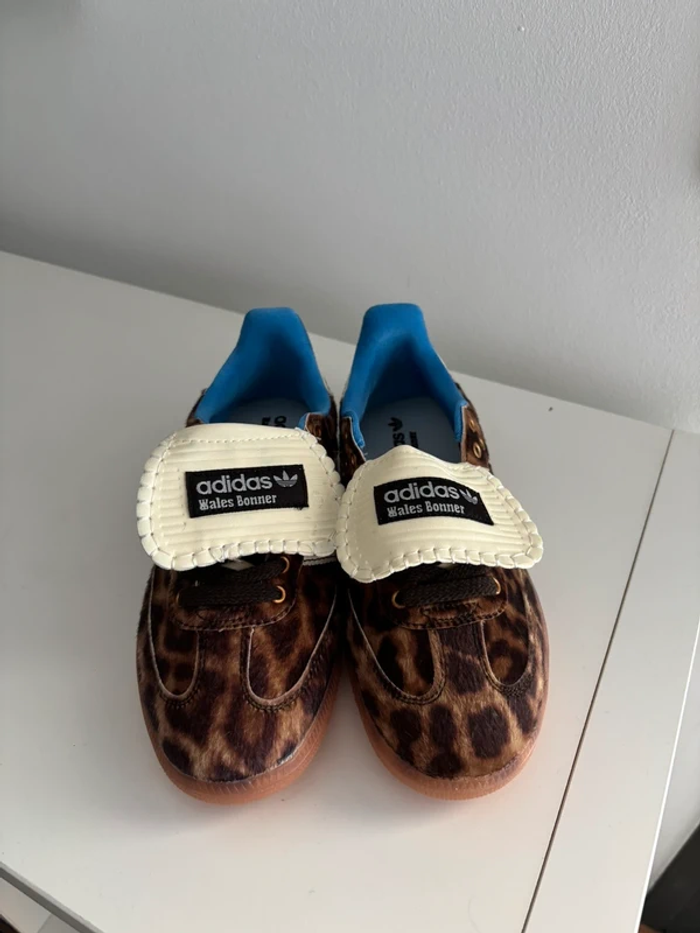 Baskets Adidas Samba taille 37 - photo numéro 3