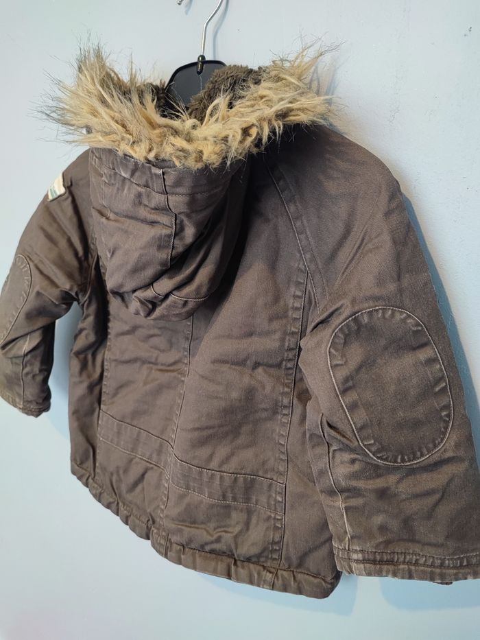 Superbe doudoune fourrée18/ 24 mois - photo numéro 6