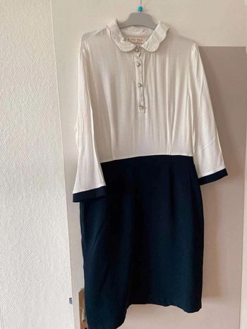 Robe  blanc/bleu marine  la  petite  étoile  T38