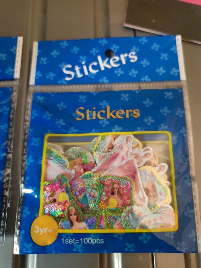 Lot stickers barbie - photo numéro 2
