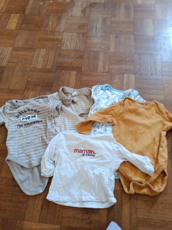 Lot vêtement 9 mois