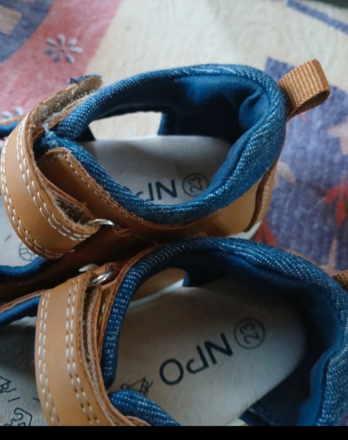 Chaussure taille 23 - photo numéro 5