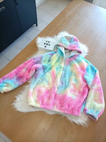 Veste arc-en-ciel 12 ans
