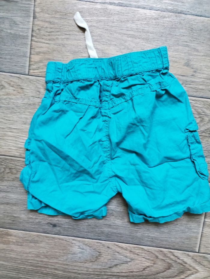 Short taille 18 mois très bon état Tissaia - photo numéro 2