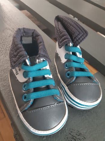 Baskets 3/6 mois