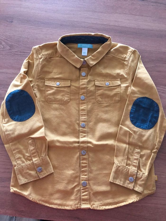 Chemise côtelée taille 5 ans - photo numéro 3