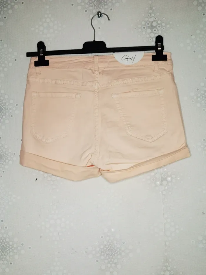 D4505 - short rose femme taille 36 - photo numéro 2
