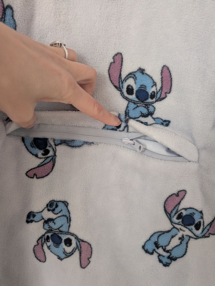 Sweat Plaid 10-12 ans Stitch NEUF étiquette - photo numéro 8