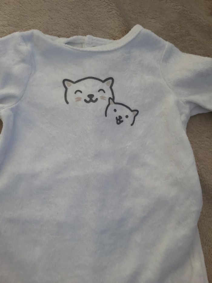 👶Pyjamas 3 mois👶 - photo numéro 2
