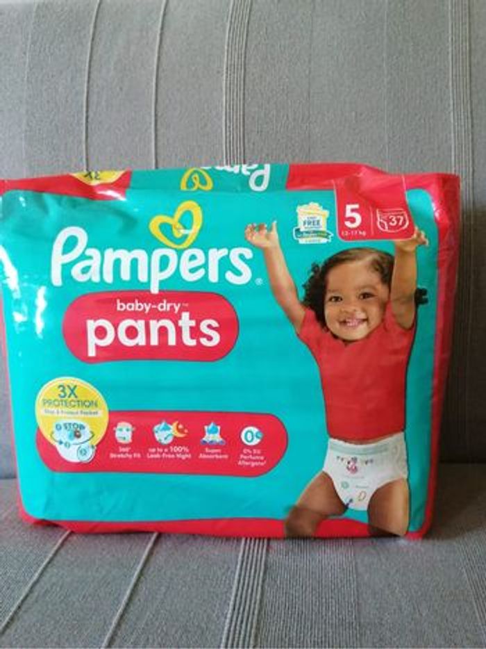 Couches pants