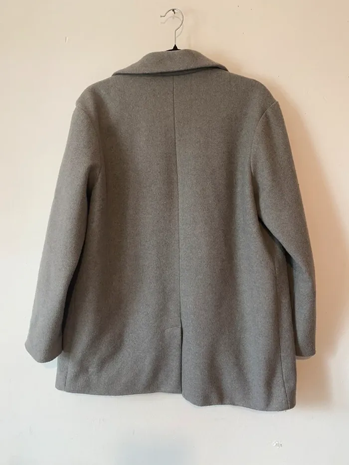 Manteau gris - photo numéro 2