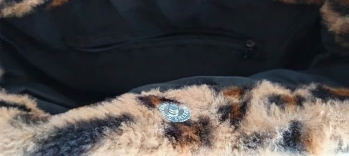 Sac fausse fourrure léopard  Neuf - photo numéro 6