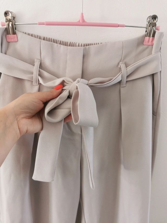 Pantalon 7/8 chino avec ceinture nouée beige - Lefties - photo numéro 5