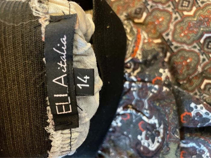 Jupe à motif taille 14 ans - photo numéro 3