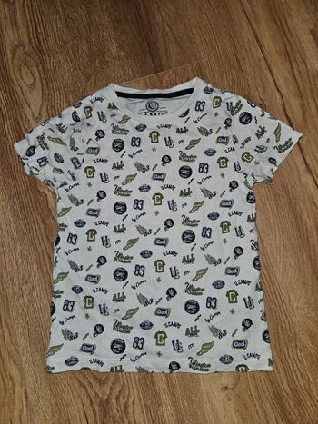 Tee-shirt blanc a motif 