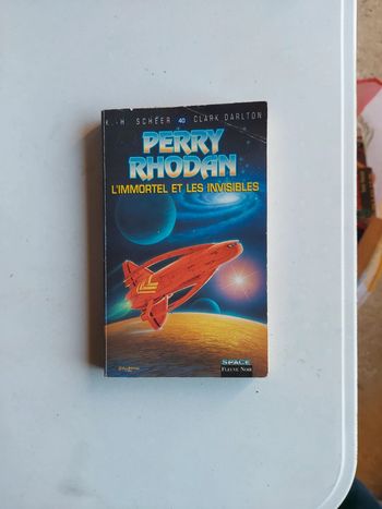 L'immortel et les invisibles