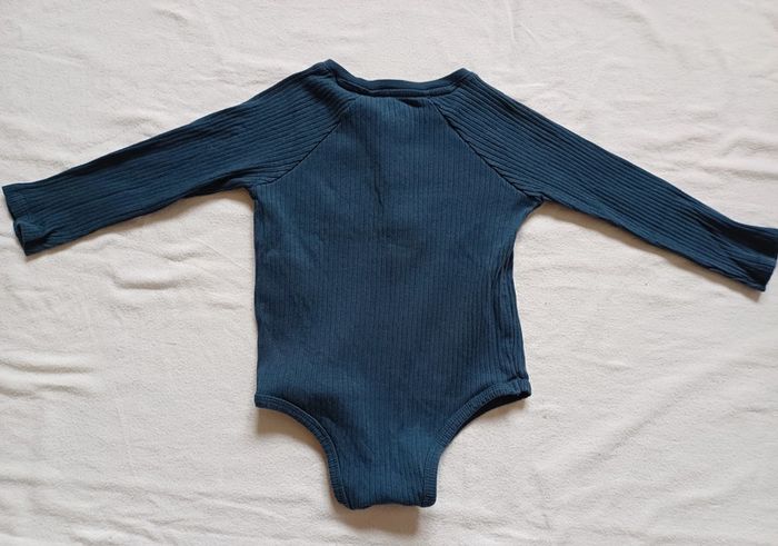 Body habillé taille 18 mois neuf - photo numéro 4