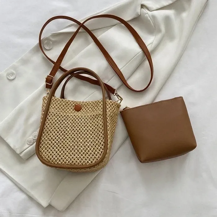Petit sac à main avec bandoulière en paille tressée marron - photo numéro 3