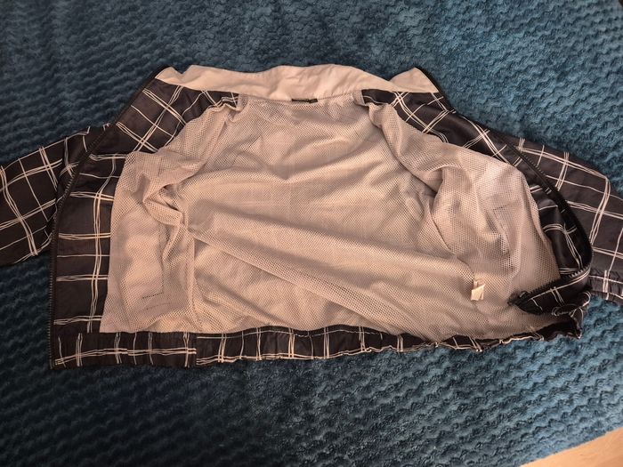 Veste style coupe vent garçon taille 8ans - photo numéro 3