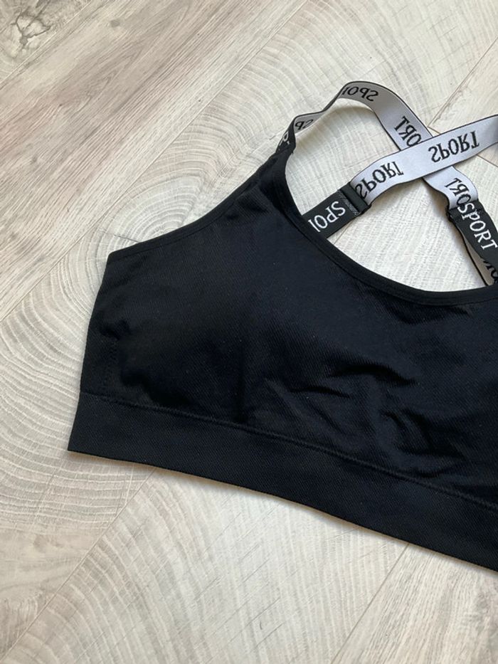 Brassière noire XXL sport maintien intermédiaire - photo numéro 2